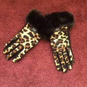 NEW❣️Dressy Cheetah gloves